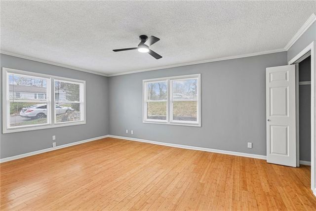 6121 Cleveland Avenue, Kansas City, KS 66104