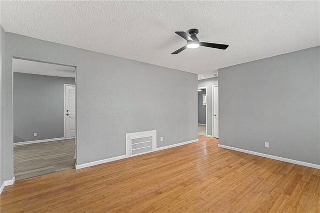 6121 Cleveland Avenue, Kansas City, KS 66104