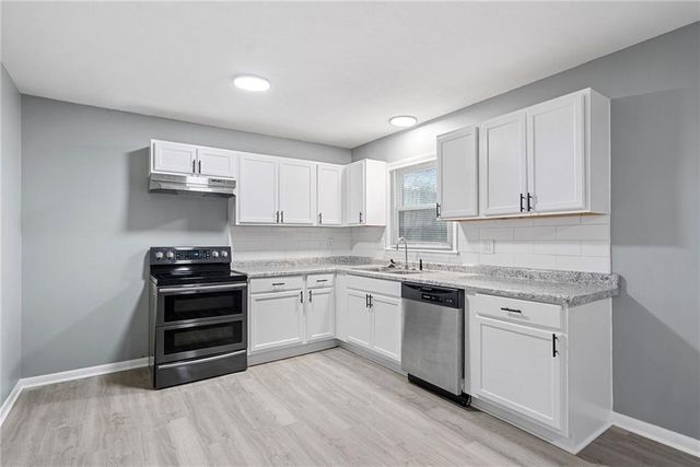 6121 Cleveland Avenue, Kansas City, KS 66104