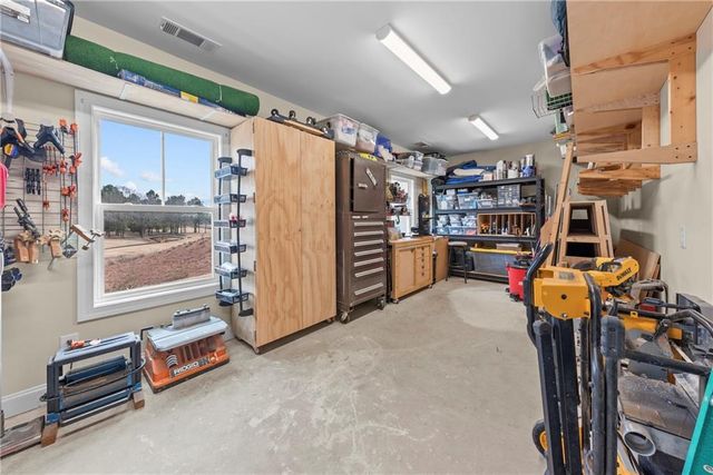 1011 Lofter Place, Greensboro, GA 30642