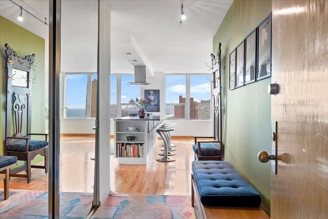 5201 S Cornell Avenue 22A-B, Chicago, IL 60615