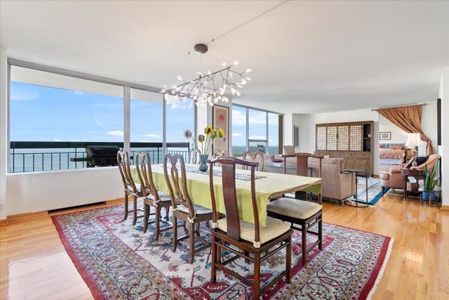 5201 S Cornell Avenue 22A-B, Chicago, IL 60615