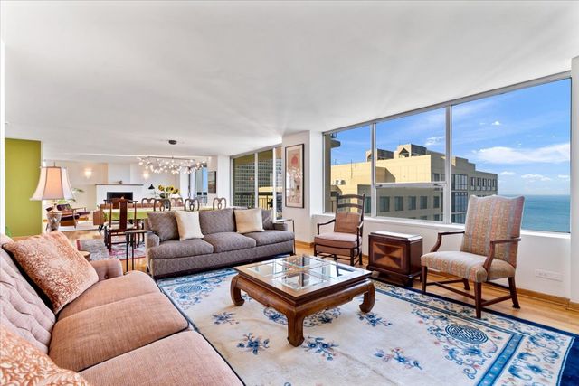 5201 S Cornell Avenue 22A-B, Chicago, IL 60615