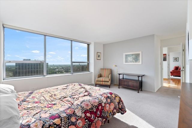 5201 S Cornell Avenue 22A-B, Chicago, IL 60615