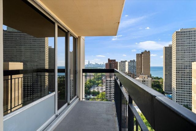 5201 S Cornell Avenue 22A-B, Chicago, IL 60615