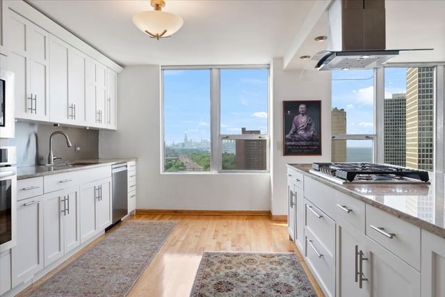 5201 S Cornell Avenue 22A-B, Chicago, IL 60615