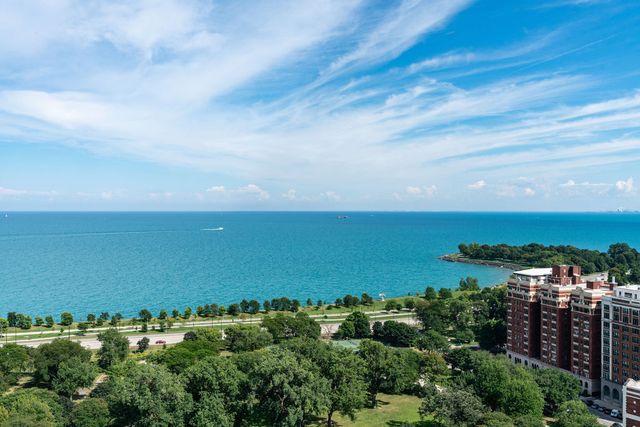 5201 S Cornell Avenue 22A-B, Chicago, IL 60615