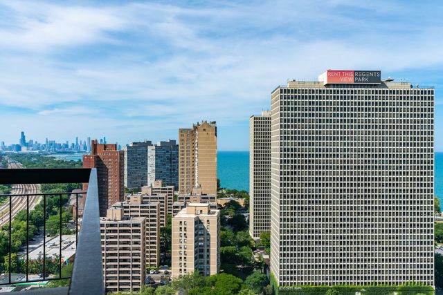 5201 S Cornell Avenue 22A-B, Chicago, IL 60615