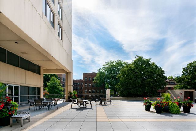 5201 S Cornell Avenue 22A-B, Chicago, IL 60615