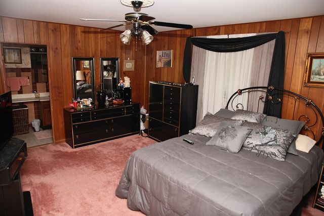 9201 Juniper Avenue, Gary, IN 46403