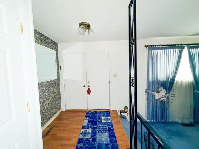 9201 Juniper Avenue, Gary, IN 46403