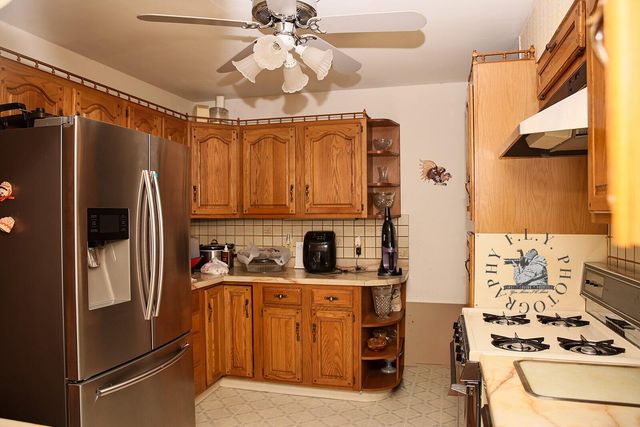 9201 Juniper Avenue, Gary, IN 46403