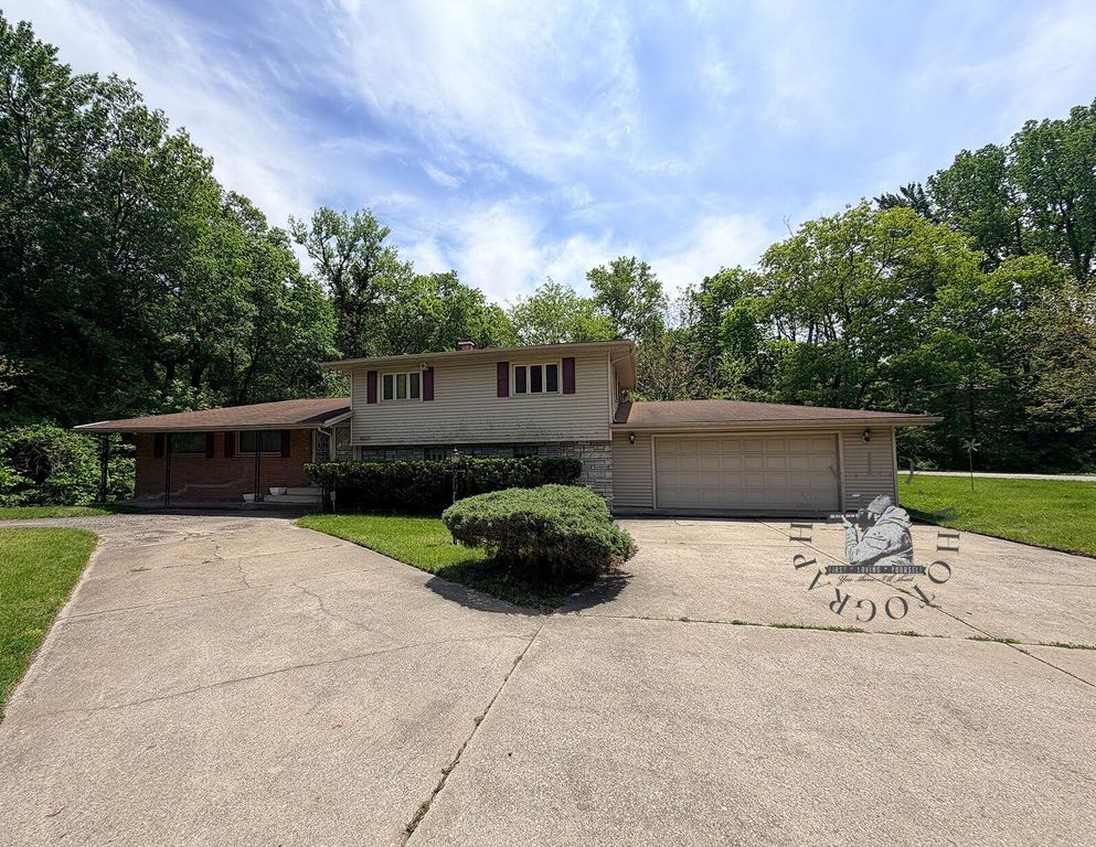 9201 Juniper Avenue, Gary, IN 46403