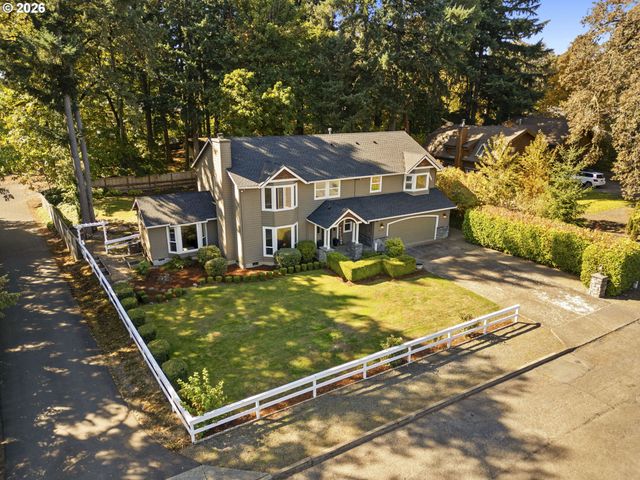 16565 Se WARNOCK Ln, Milwaukie, OR 97267