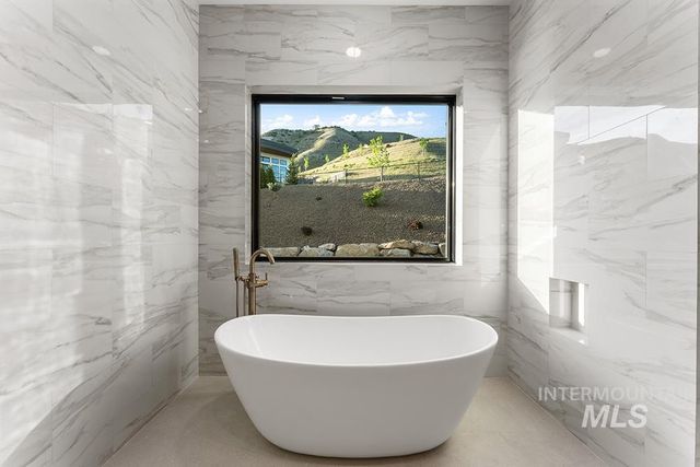 3750 E Barber Drive, Boise, ID 83716
