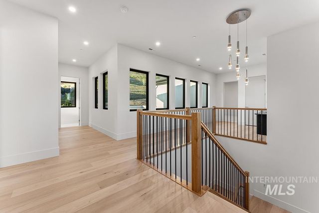 3750 E Barber Drive, Boise, ID 83716