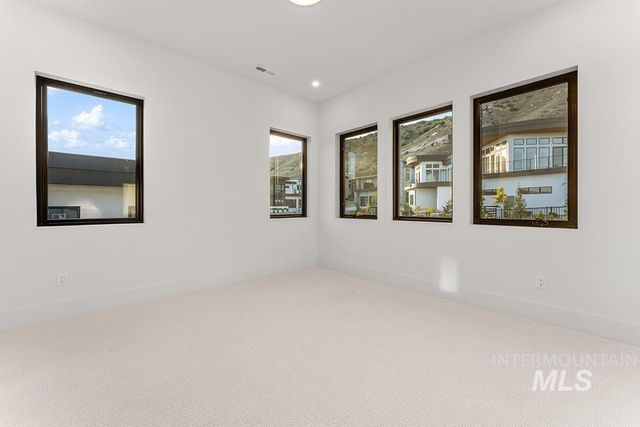 3750 E Barber Drive, Boise, ID 83716