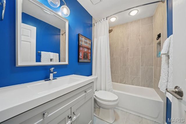 846 Pheasant Woods Drive, Manchester, MO 63021