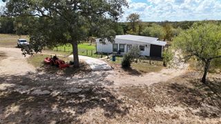 991 Kovar RD D, Flatonia, TX 78941