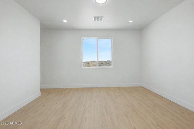 32959 W ELWOOD Street, Tonopah, AZ 85354