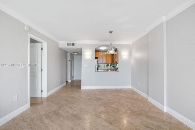 13120 SW 92nd Ave B-409, Miami, FL 33176