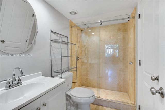 13120 SW 92nd Ave B-409, Miami, FL 33176