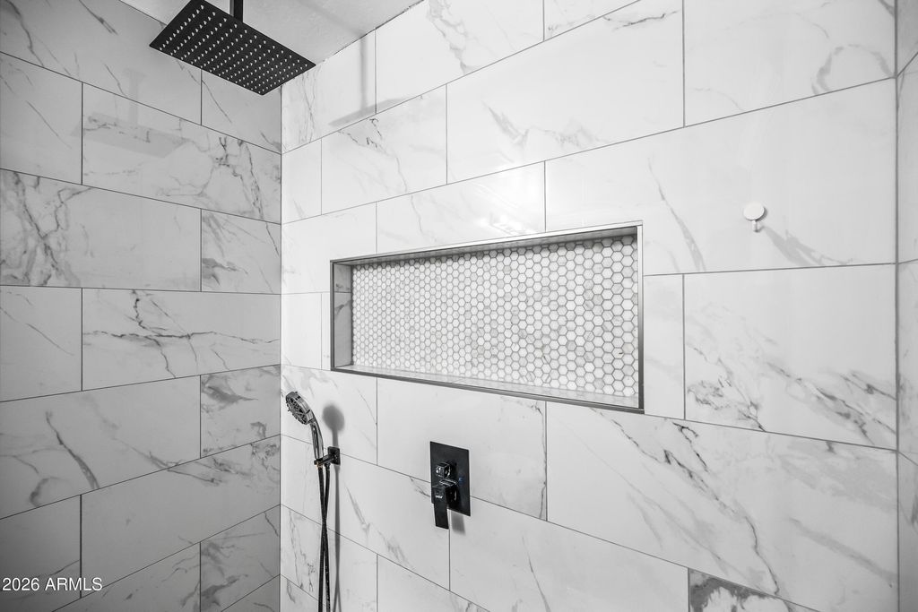 Image 34 of property listing at 806 S 118TH Lane, Avondale, AZ 85323