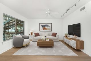 2200 Dickson DR 112, Austin, TX 78704