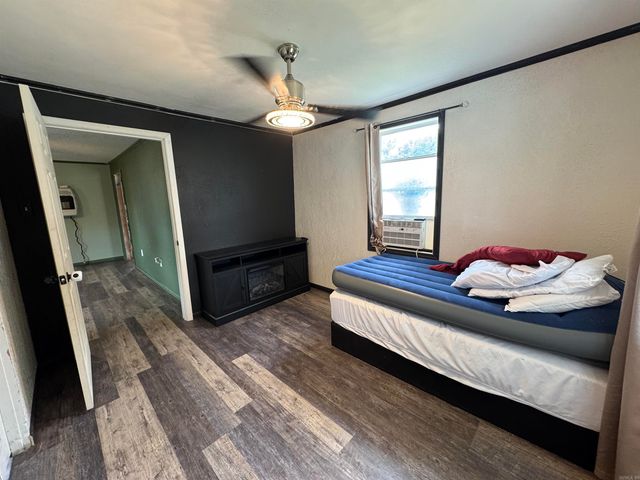 487 S Garfield Avenue, Piggott, AR 72454