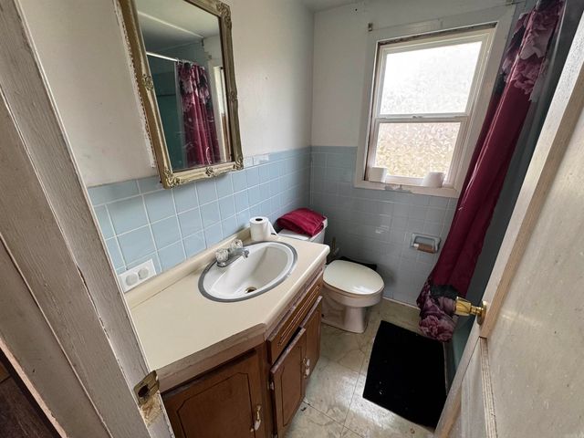 487 S Garfield Avenue, Piggott, AR 72454