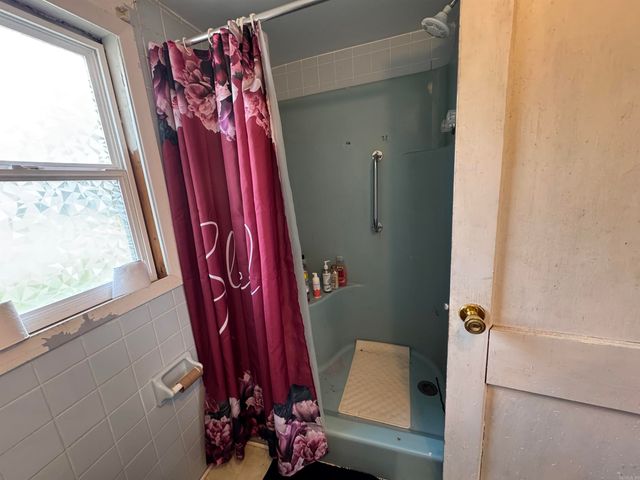 487 S Garfield Avenue, Piggott, AR 72454