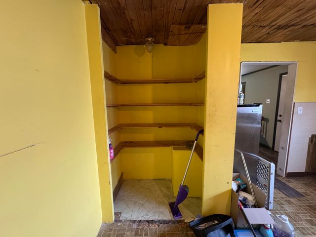 487 S Garfield Avenue, Piggott, AR 72454