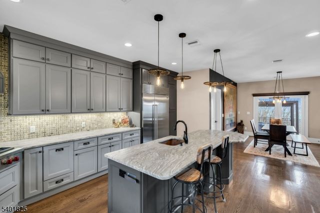 846 Sunset Rdg, Bridgewater Twp., NJ 08807