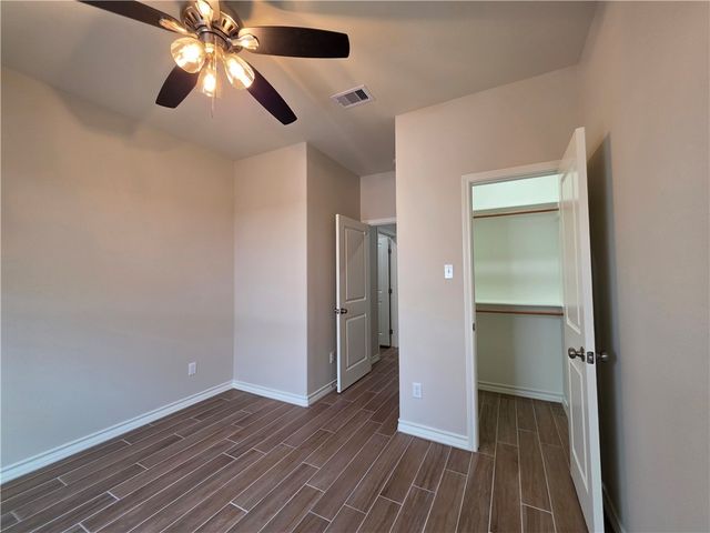 408 Eldon Cr, Corpus Christi, TX 78412