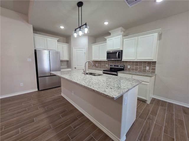 408 Eldon Cr, Corpus Christi, TX 78412