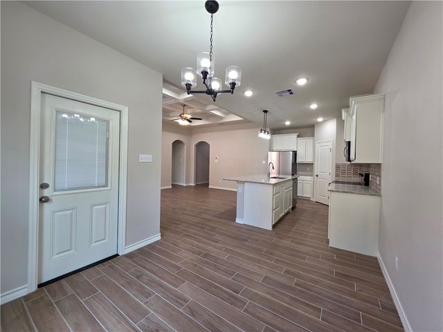 408 Eldon Cr, Corpus Christi, TX 78412
