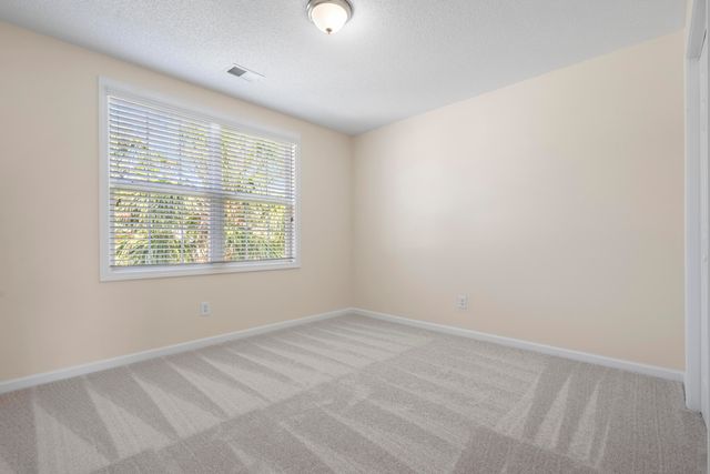 8752 Evangeline Drive, North Charleston, SC 29420