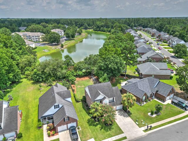 8752 Evangeline Drive, North Charleston, SC 29420