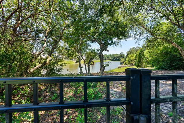 8752 Evangeline Drive, North Charleston, SC 29420