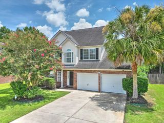 8752 Evangeline Drive, North Charleston, SC 29420