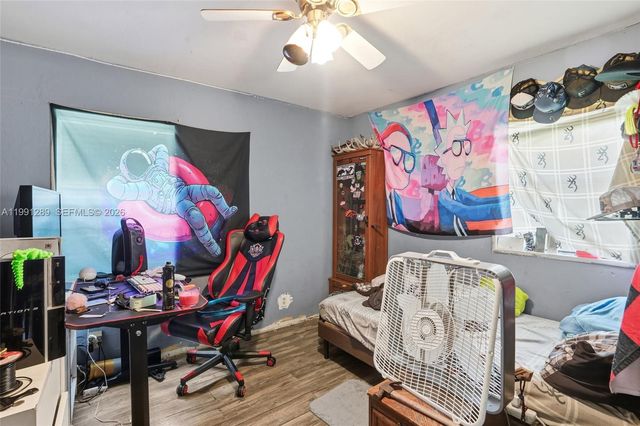 868 avalon ave, La Belle, FL 33935