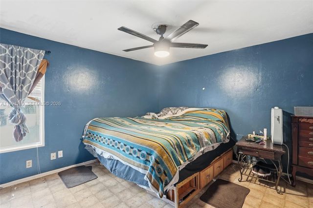 868 avalon ave, La Belle, FL 33935