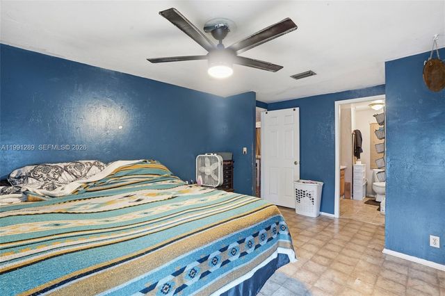 868 avalon ave, La Belle, FL 33935