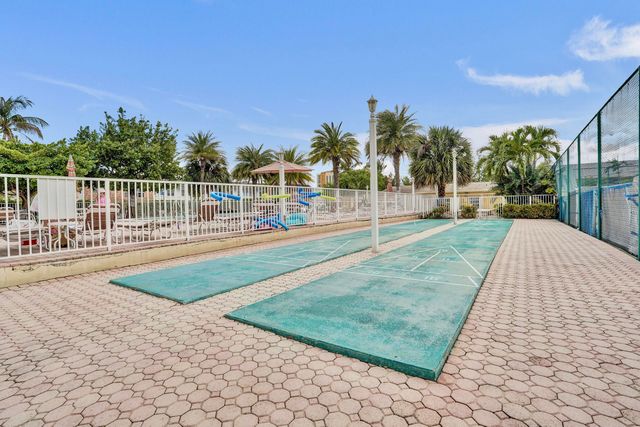 1009 N Ocean Boulevard 112, Pompano Beach, FL 33062