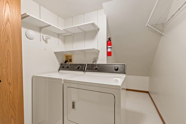 633 W 94th Court, Crown Point, IN 46307