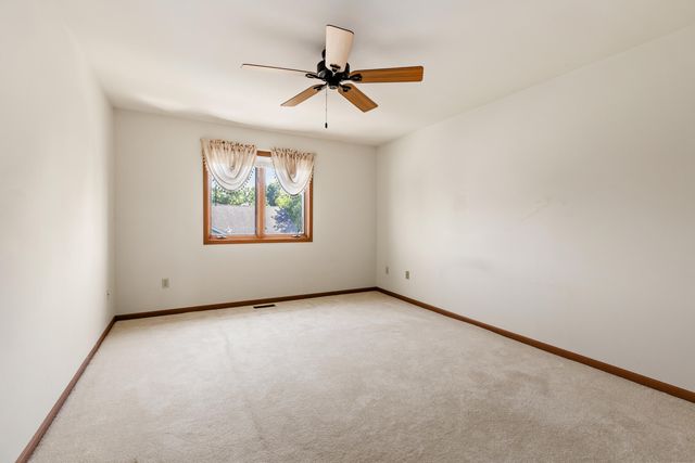 633 W 94th Court, Crown Point, IN 46307