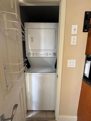 5937 SW 36TH Court 7, Davie, FL 33314