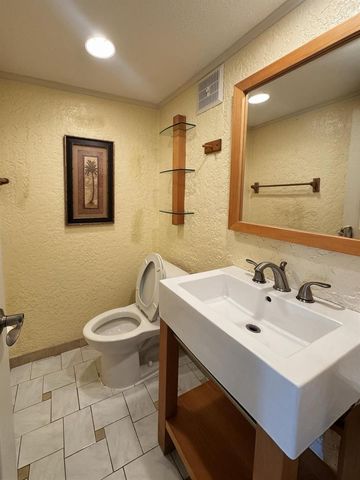 5937 SW 36TH Court 7, Davie, FL 33314