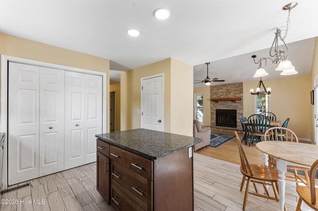 327 Green Meadows Drive, Wilmington, NC 28405