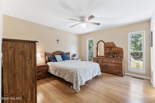 327 Green Meadows Drive, Wilmington, NC 28405